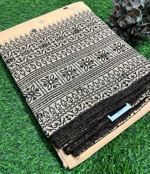 Pavika Set - Ikkat Print Saree